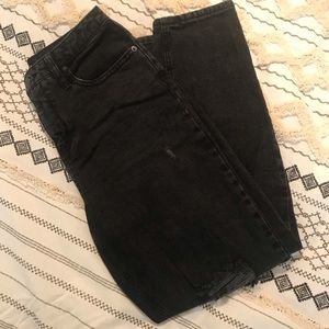 ✨FLASH SALE✨ Black High-Waisted Jeans